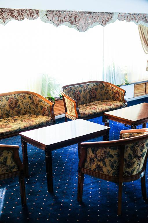 Dostyk Hotel Shymkent Exterior photo