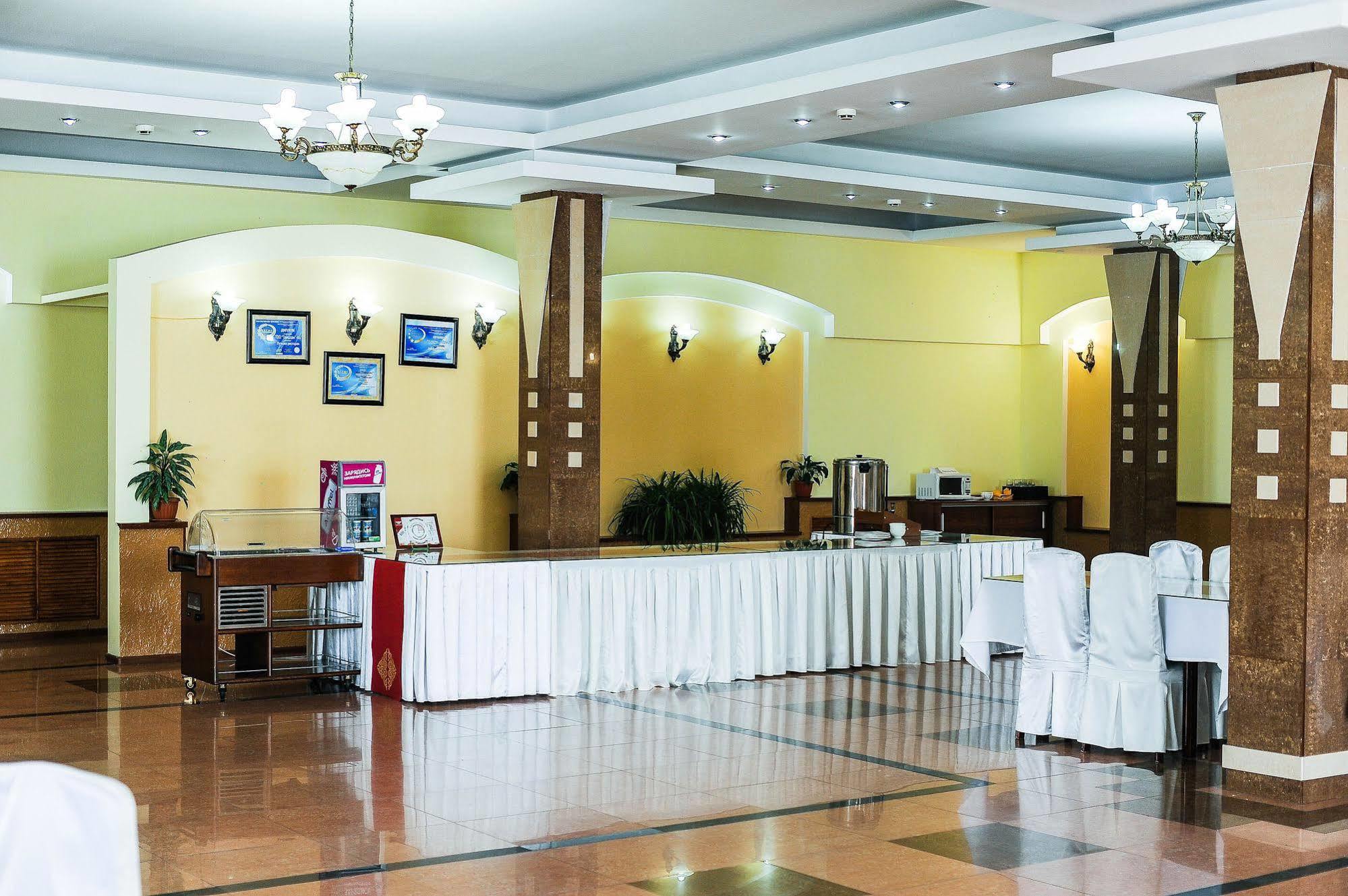Dostyk Hotel Shymkent Exterior photo